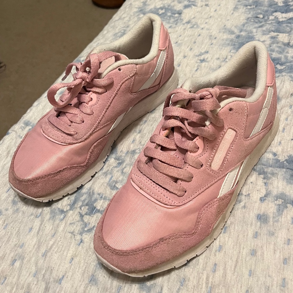 Reebok Tennis Shoes